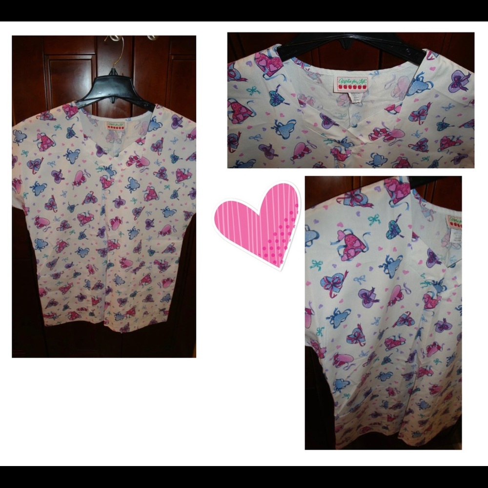Women's Hearts Scrub Size Medium - Picture 5 of 8